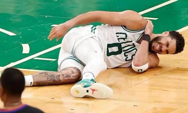 九游体育- 塔图姆集锦 