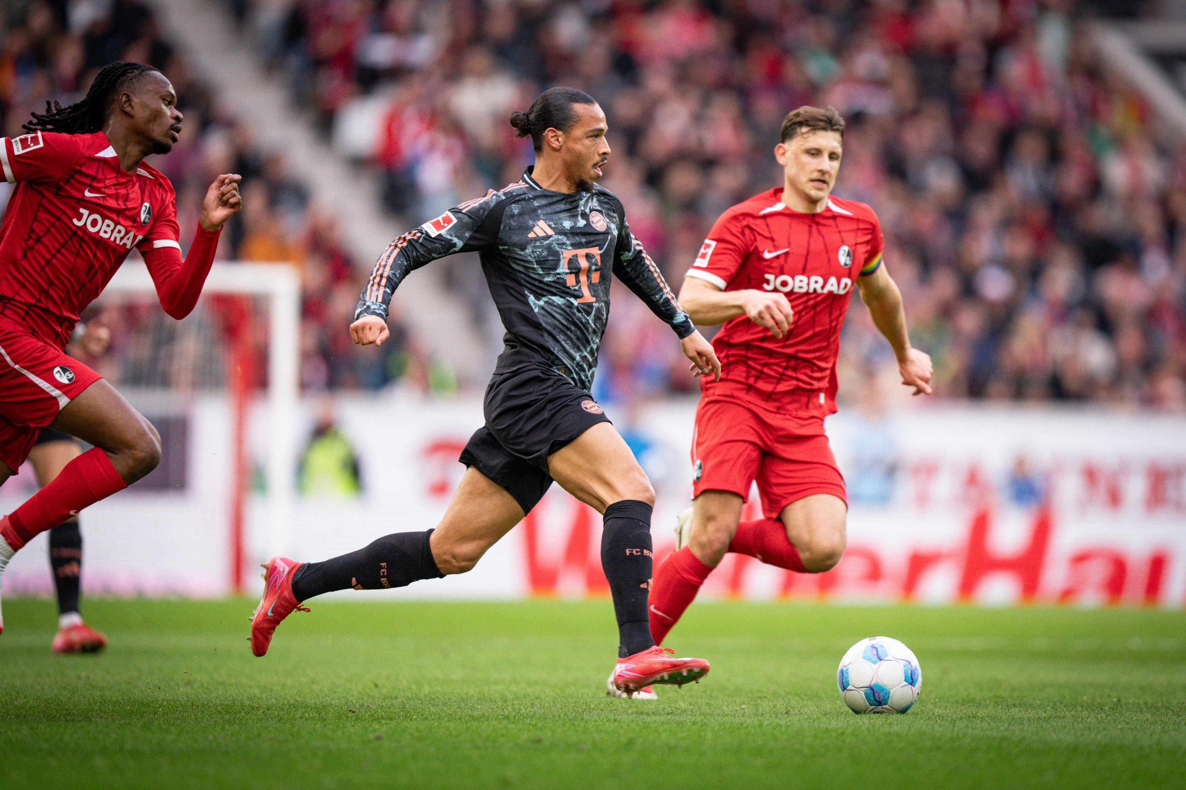 九游体育-凯恩在塞尔维亚队比赛中高光表现，惊险取胜引发热议！的简单介绍